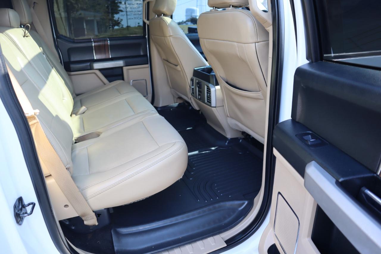Ford F-150 4WD SuperCrew 145" Lariat 2015