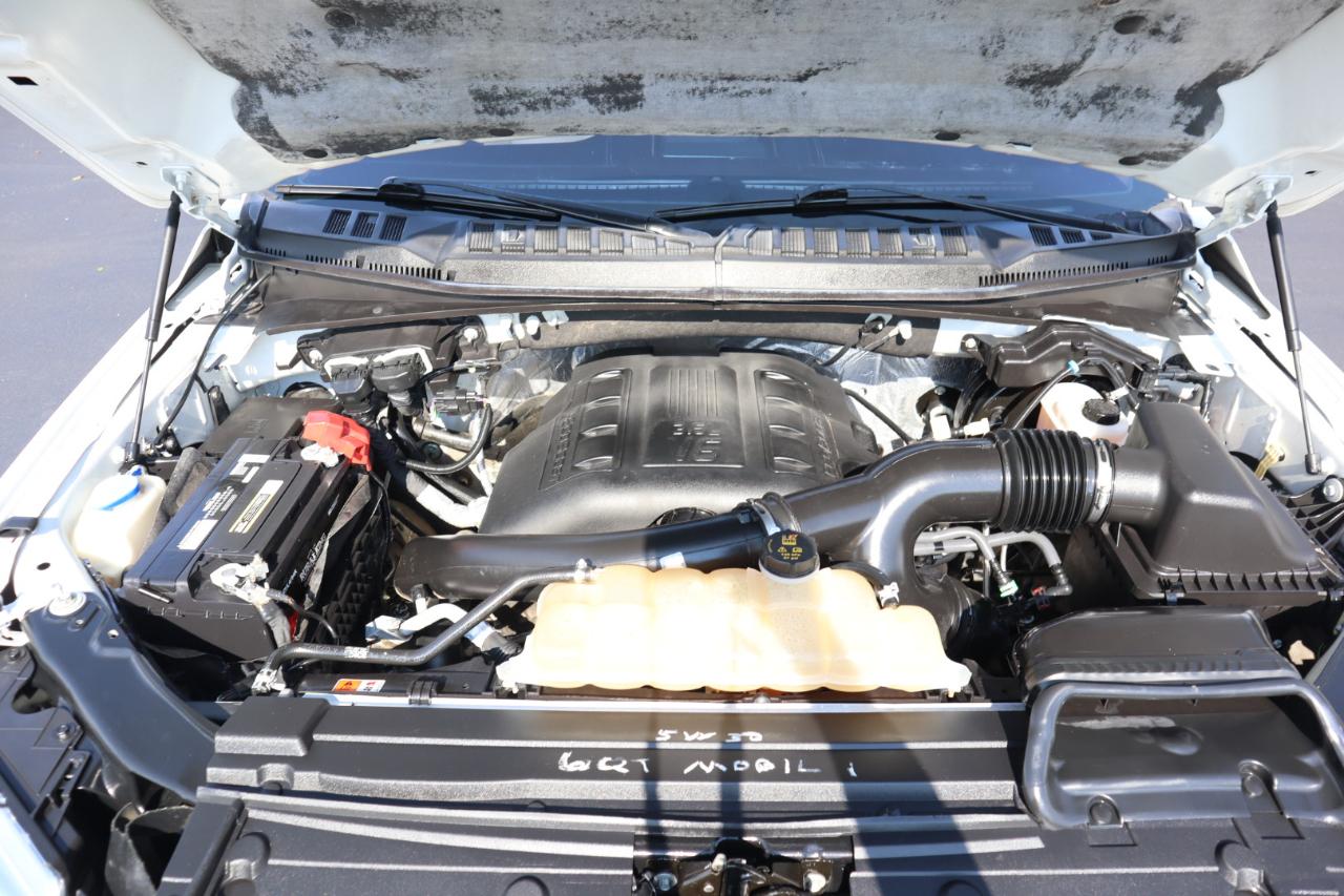 Ford F-150 4WD SuperCrew 145" Lariat 2015