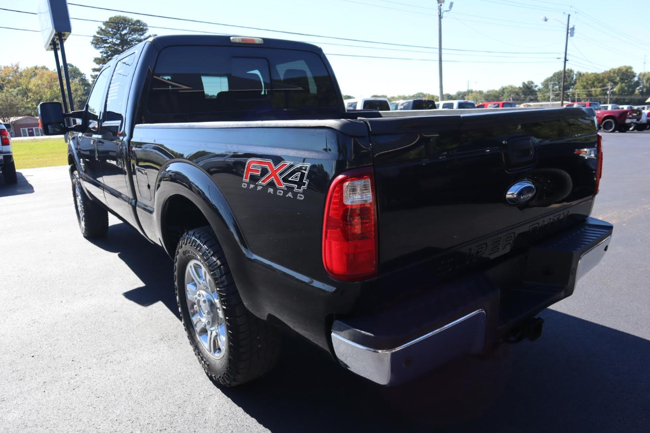 Ford Super Duty F-250 SRW 4WD Crew Cab 156" Lariat 2015