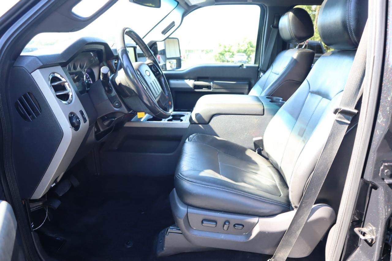 Ford Super Duty F-250 SRW 4WD Crew Cab 156" Lariat 2015