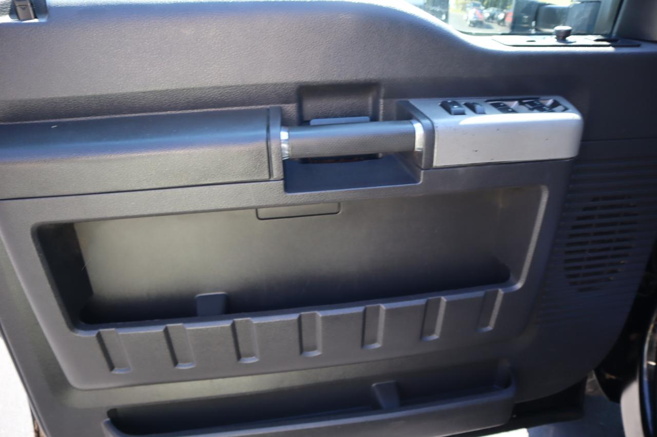 Ford Super Duty F-250 SRW 4WD Crew Cab 156" Lariat 2015