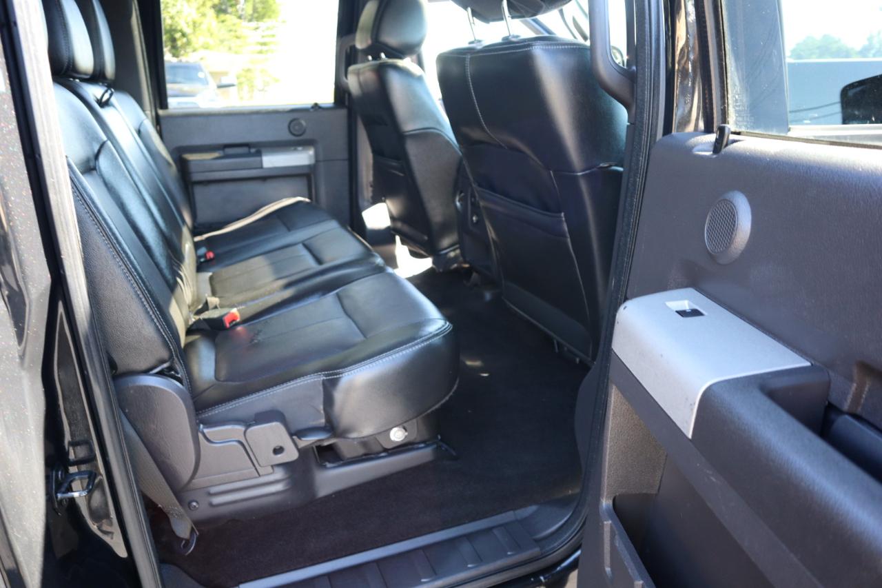 Ford Super Duty F-250 SRW 4WD Crew Cab 156" Lariat 2015