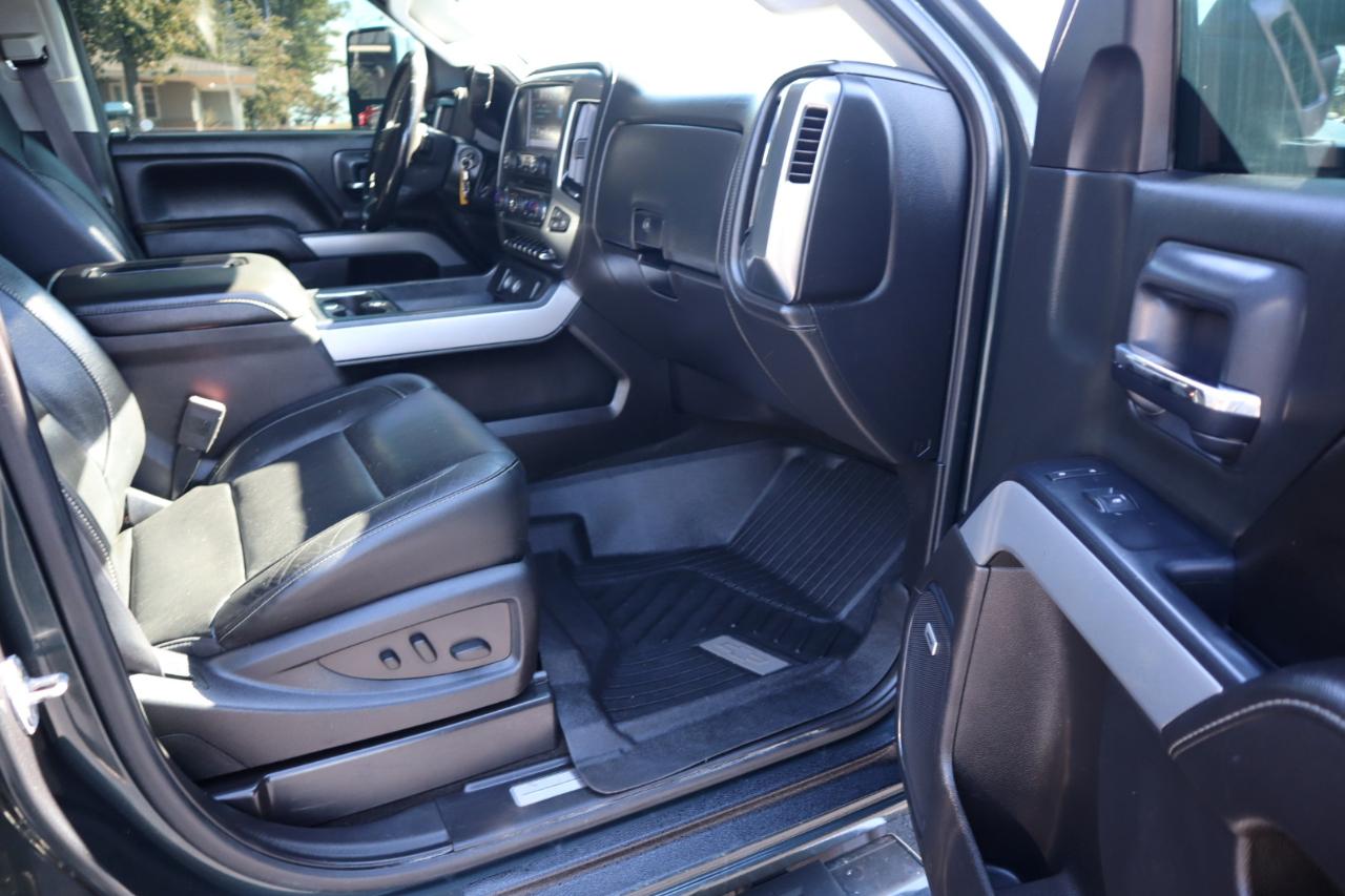 Chevrolet Silverado 2500HD 4WD Crew Cab 153.7" LTZ 2017