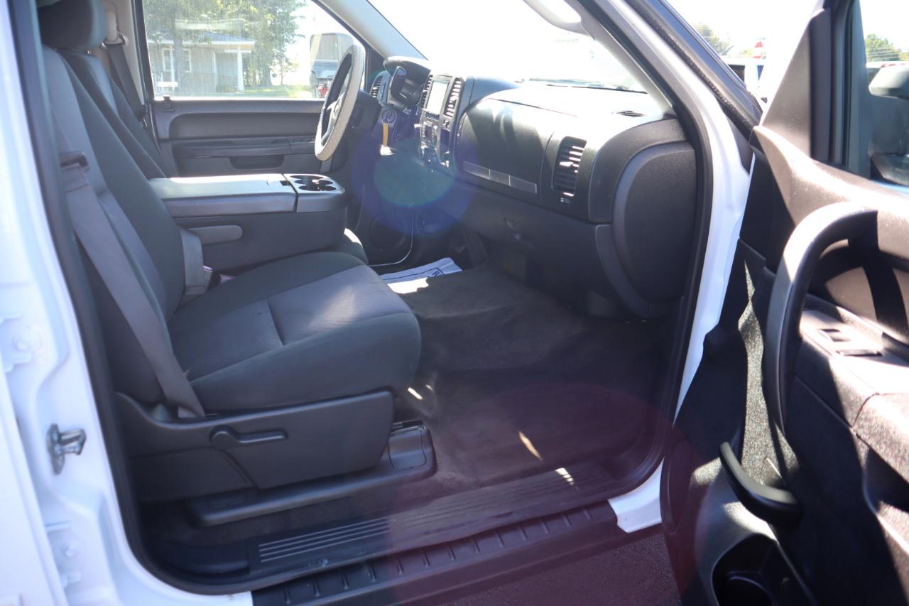 Chevrolet Silverado 1500 4WD Crew Cab 143.5" LT 2013