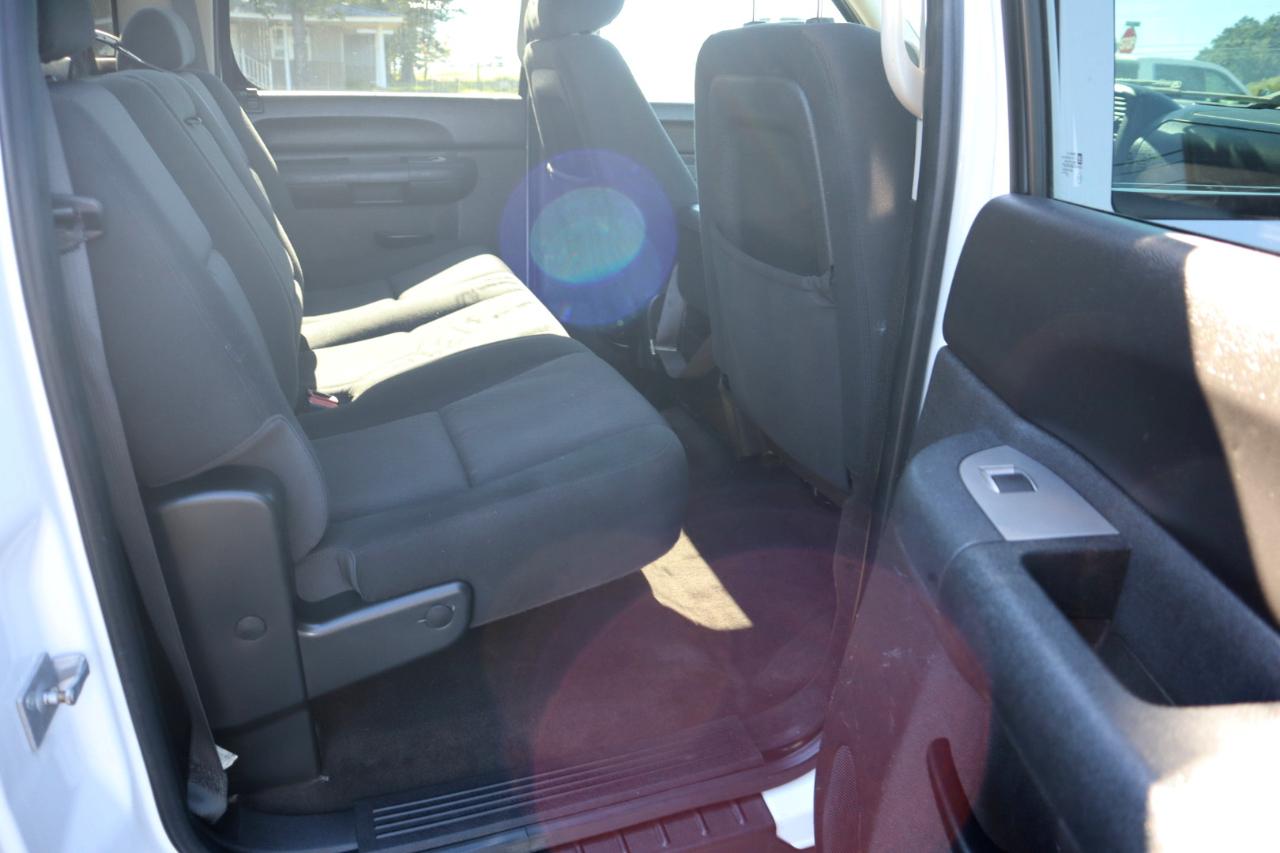 Chevrolet Silverado 1500 4WD Crew Cab 143.5" LT 2013