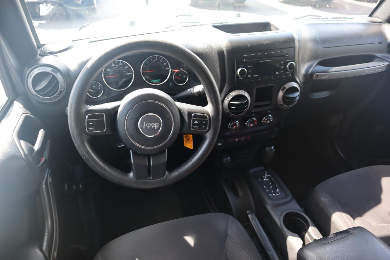 Jeep Wrangler Unlimited 4WD 4dr Sport 2016