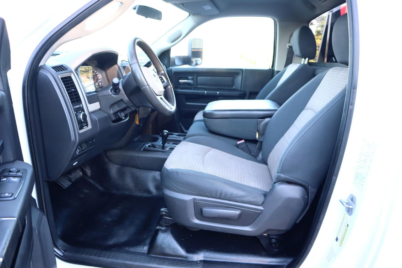 RAM 5500 4WD Reg Cab 168" WB 84" CA ST 2011
