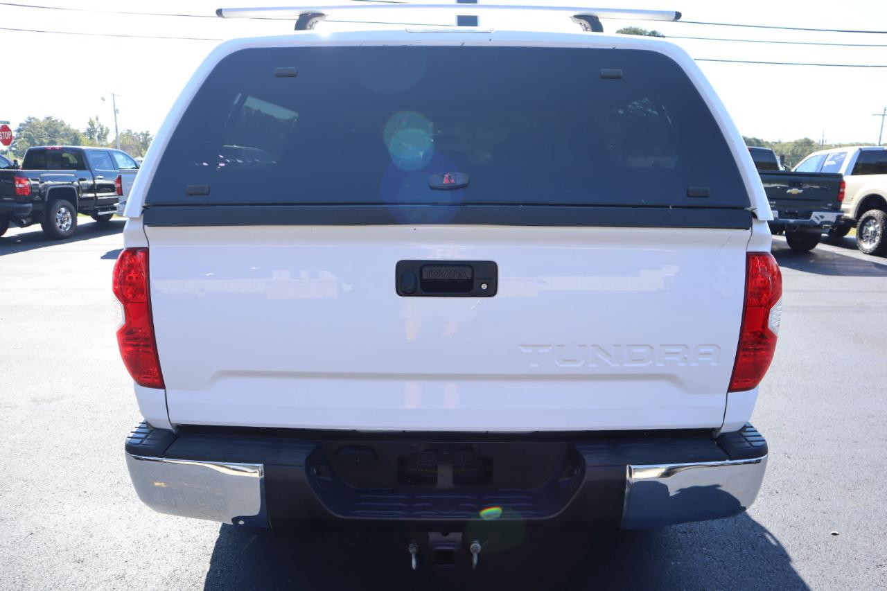 Toyota Tundra 4WD SR5 CrewMax 5.5' Bed (Natl) 2017