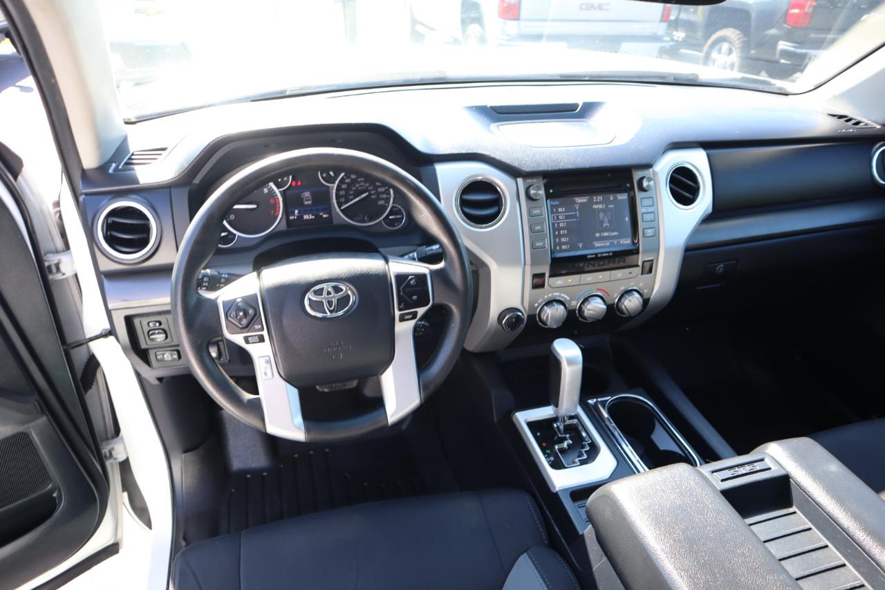 Toyota Tundra 4WD SR5 CrewMax 5.5' Bed (Natl) 2017