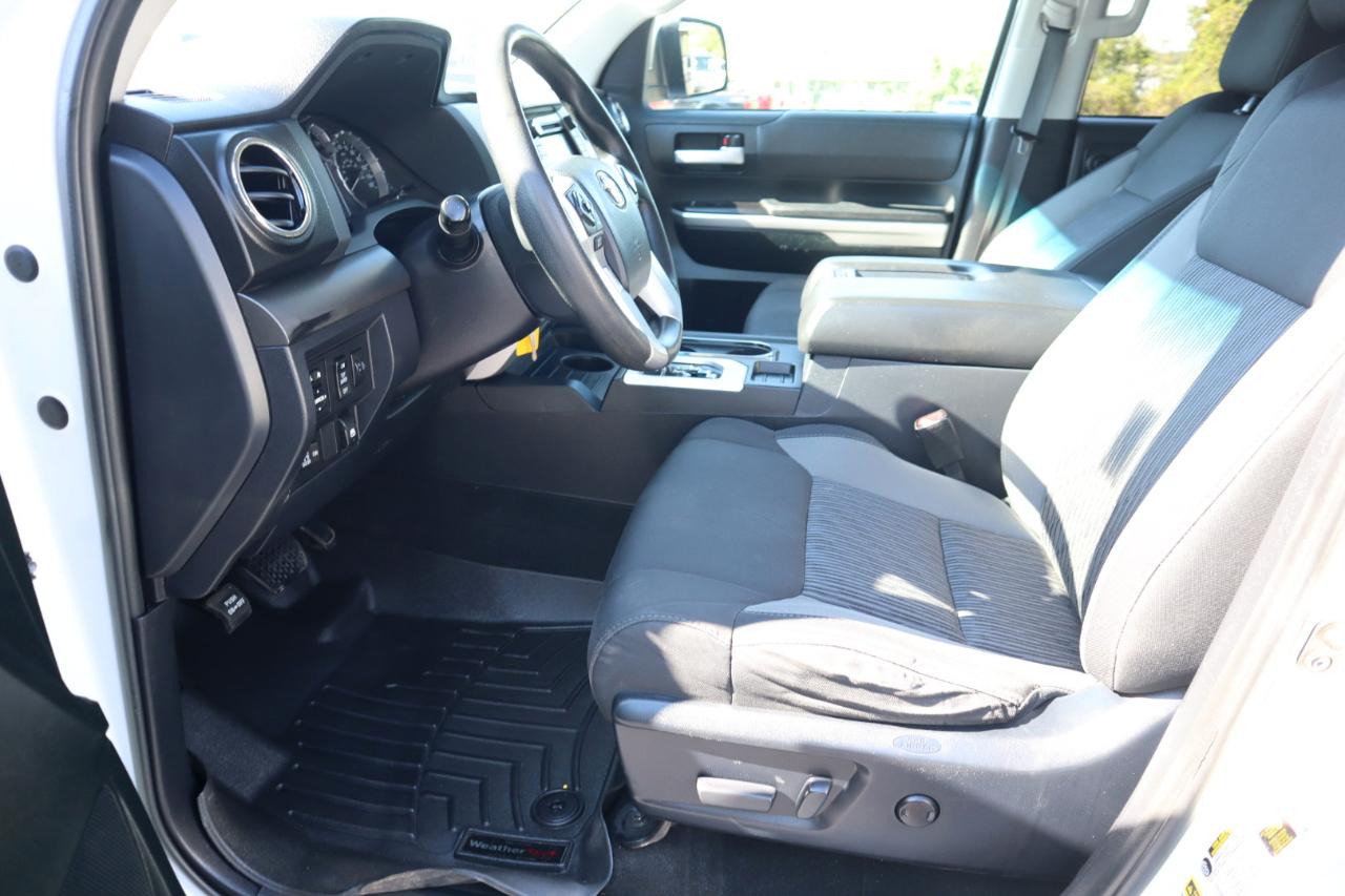 Toyota Tundra 4WD SR5 CrewMax 5.5' Bed (Natl) 2017