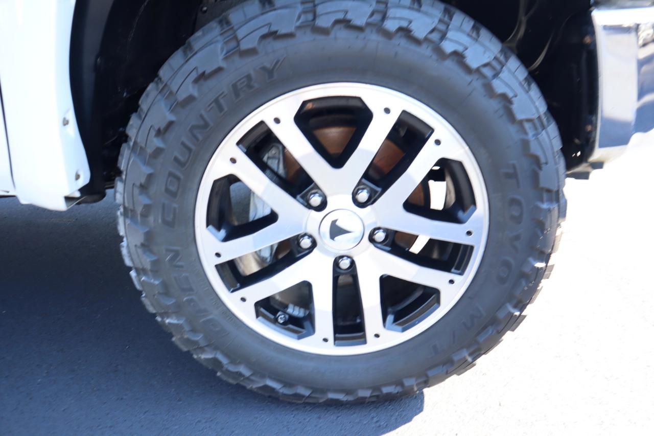 Toyota Tundra 4WD SR5 CrewMax 5.5' Bed (Natl) 2017