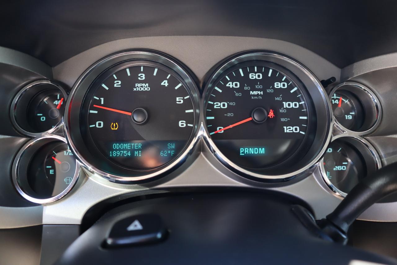 Chevrolet Silverado 1500 4WD Ext Cab 143.5" LT 2011