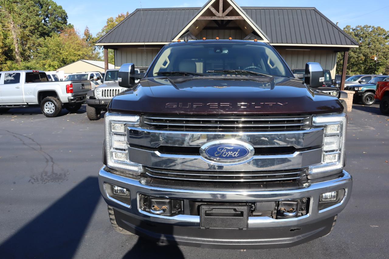 Ford Super Duty F-250 SRW Lariat 4WD Crew Cab 6.75' Box 2019