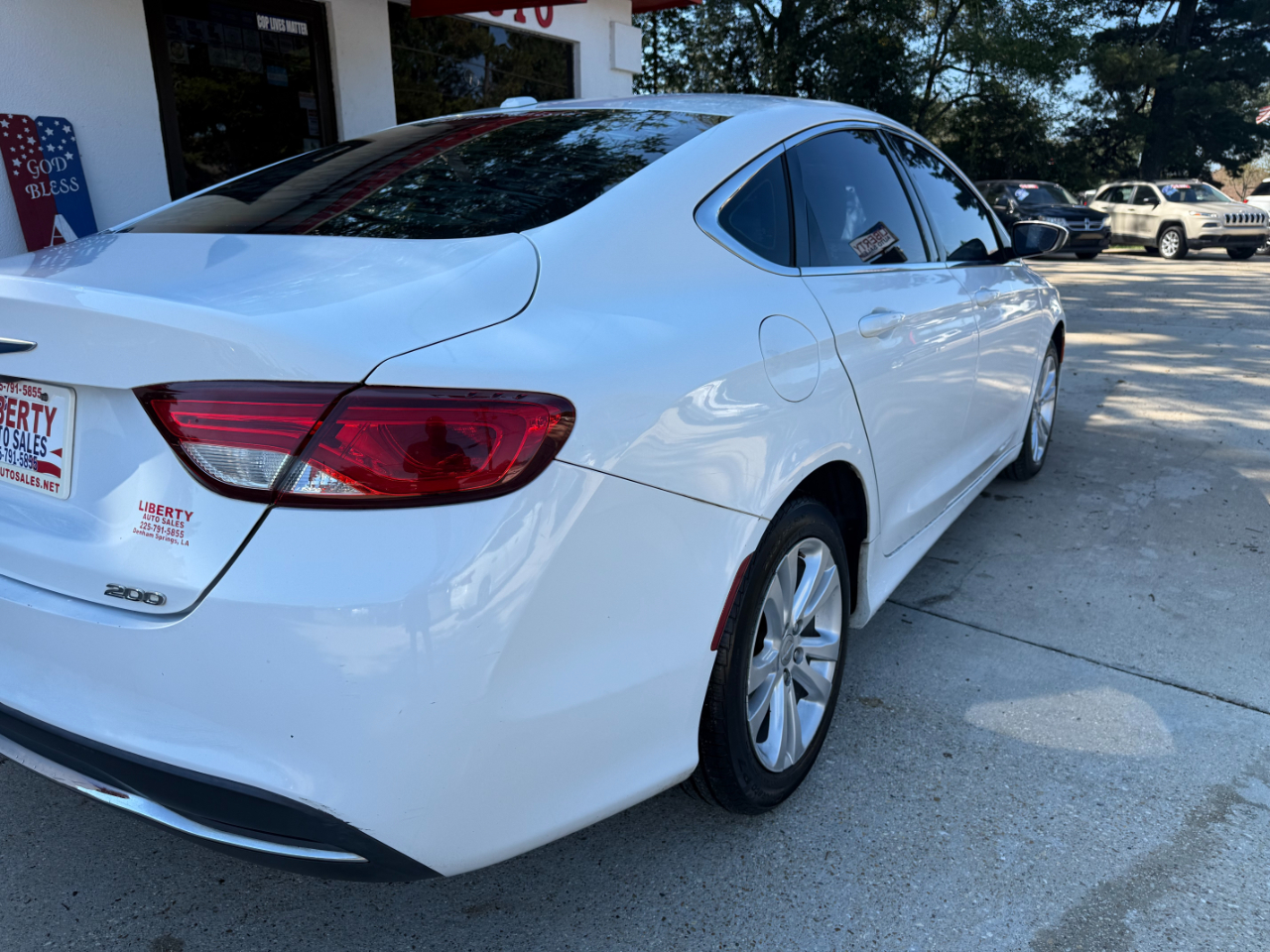Chrysler 200 4dr Sdn Limited FWD 2015