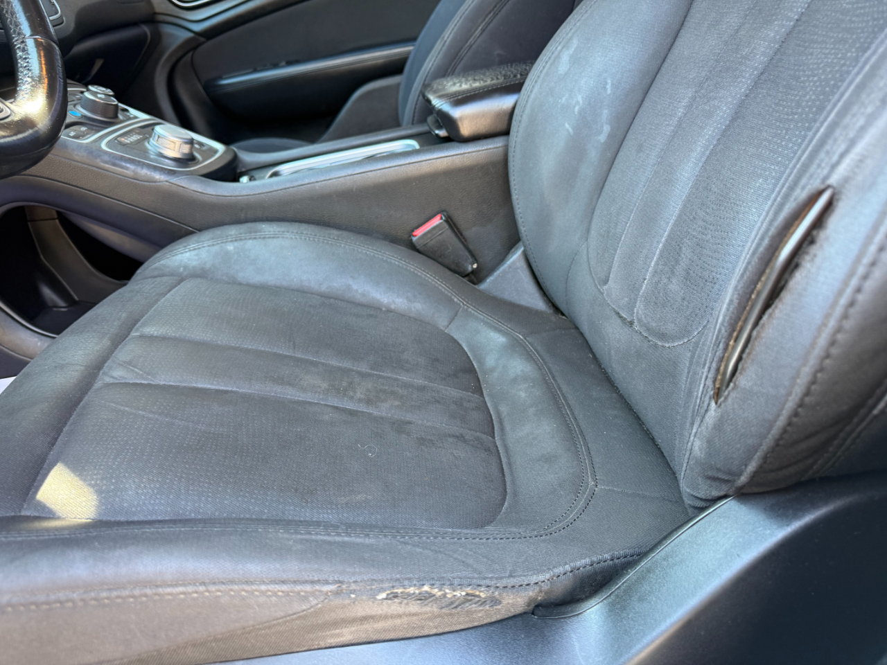 Chrysler 200 4dr Sdn Limited FWD 2015