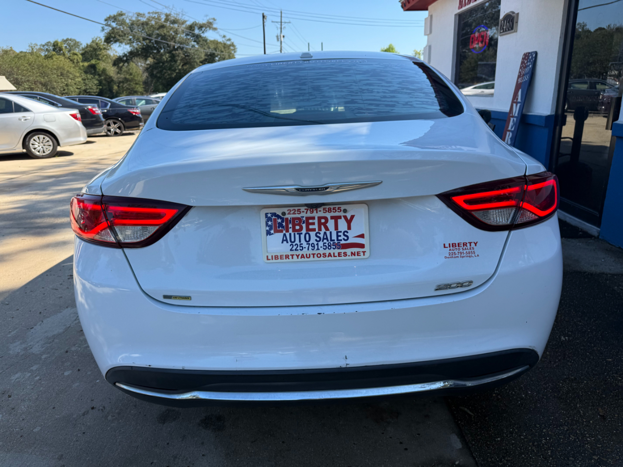 Chrysler 200 4dr Sdn Limited FWD 2015