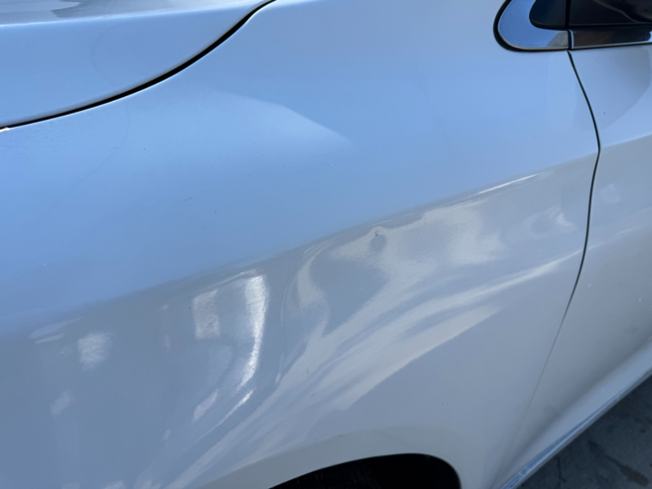 Chrysler 200 4dr Sdn Limited FWD 2015