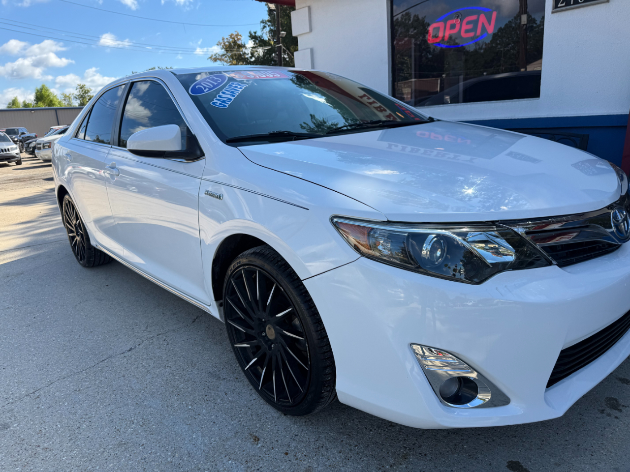 Toyota Camry Hybrid 4dr Sdn XLE (Natl) 2013