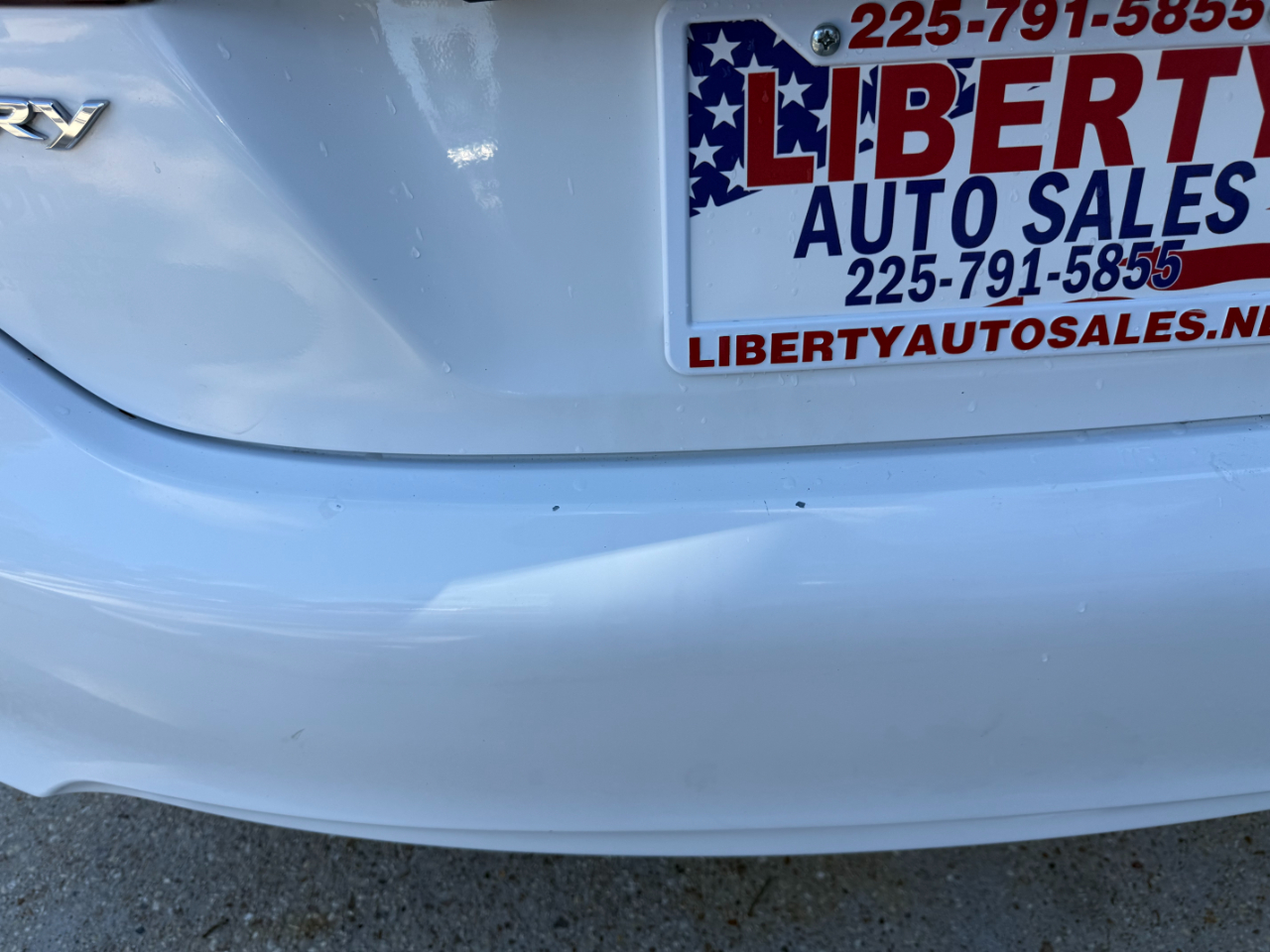 Toyota Camry Hybrid 4dr Sdn XLE (Natl) 2013