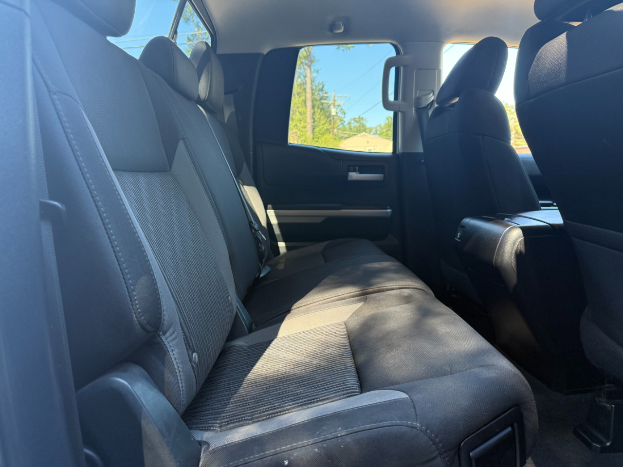 Toyota Tundra 2WD Truck Double Cab 4.6L V8 6-Spd AT SR5 (Natl) 2014