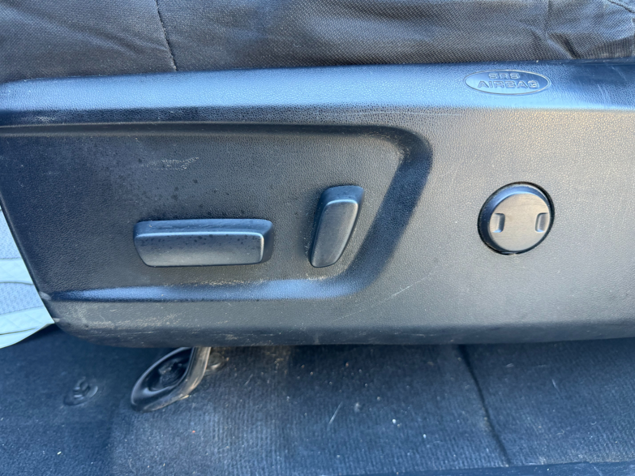 Toyota Tundra 2WD Truck Double Cab 4.6L V8 6-Spd AT SR5 (Natl) 2014