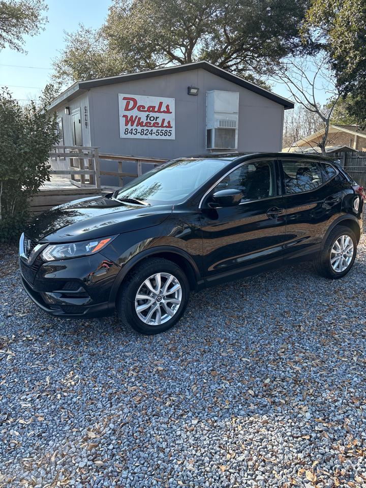 Nissan Rogue Sport S 2021