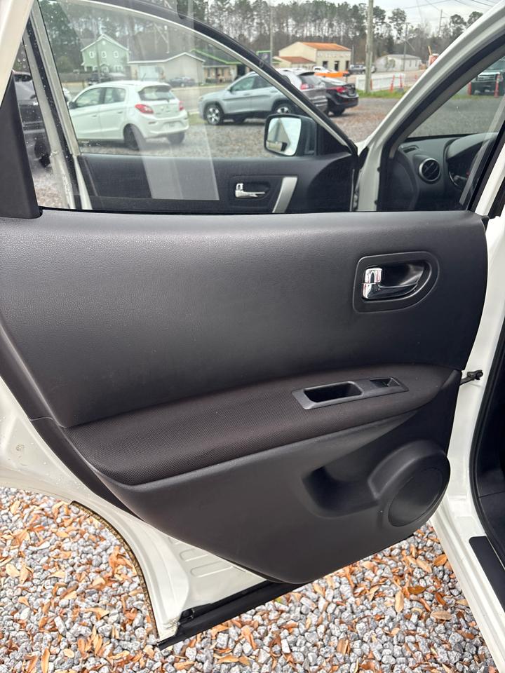 Nissan Rogue S 2WD 2013