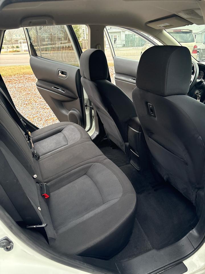 Nissan Rogue S 2WD 2013