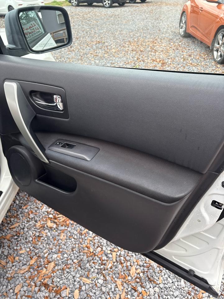 Nissan Rogue S 2WD 2013