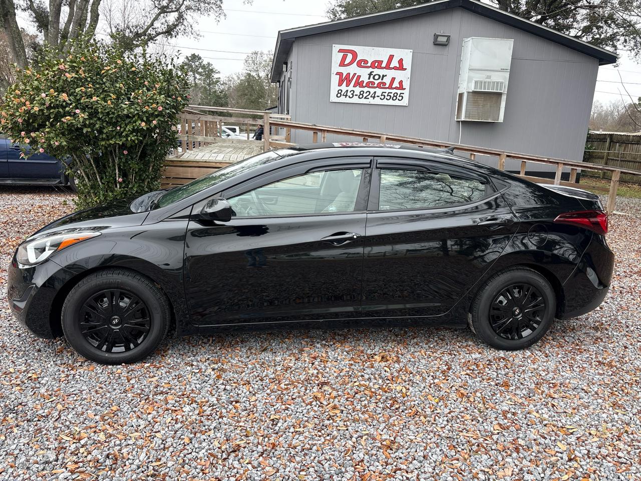 Hyundai Elantra SE 6AT 2016