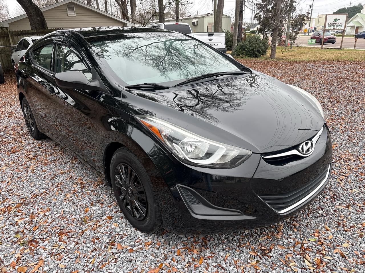 Hyundai Elantra SE 6AT 2016
