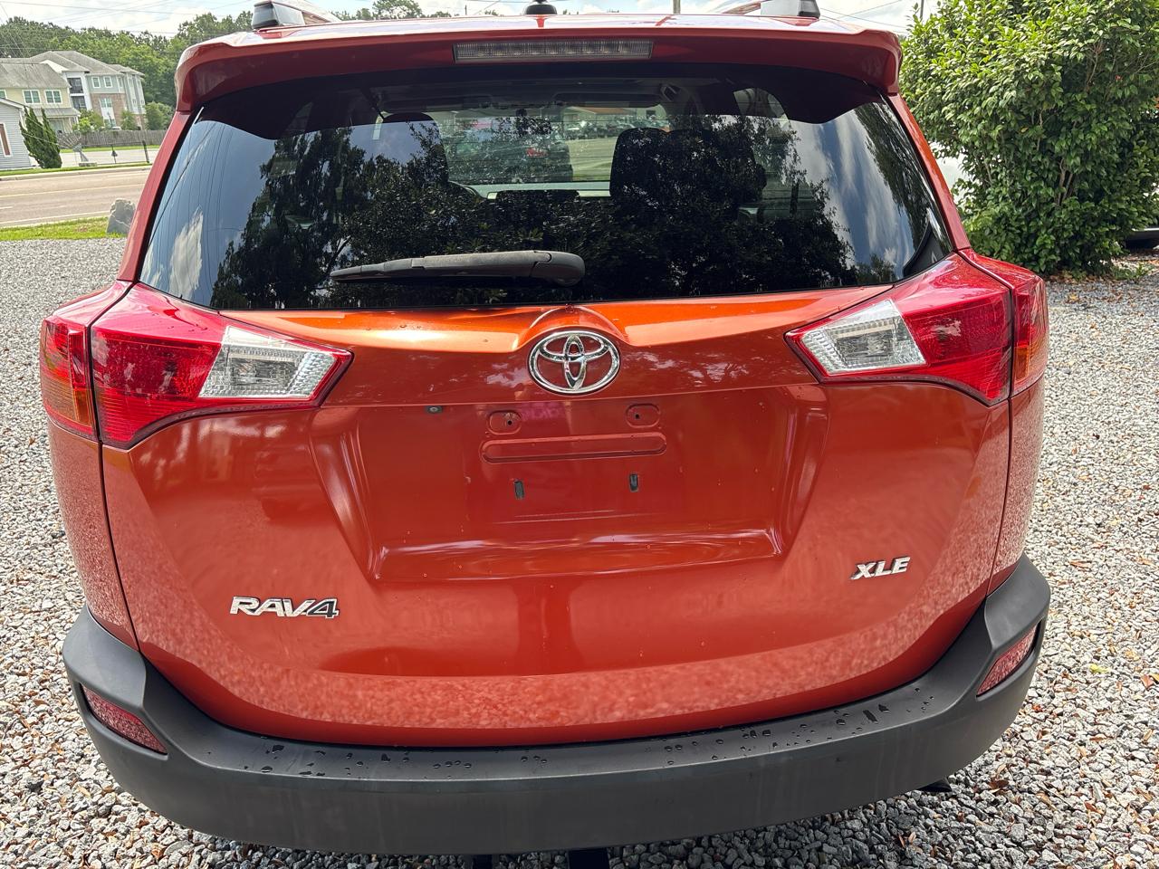 Toyota RAV4 XLE FWD 2015