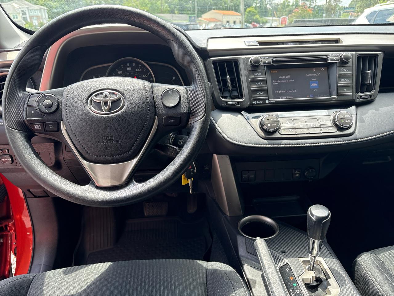 Toyota RAV4 XLE FWD 2015