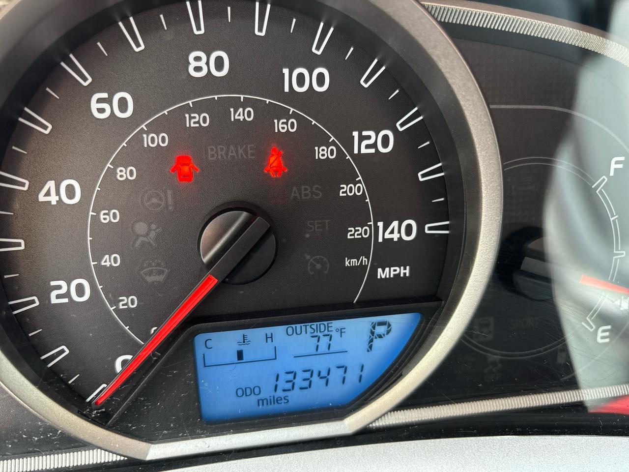 Toyota RAV4 XLE FWD 2015