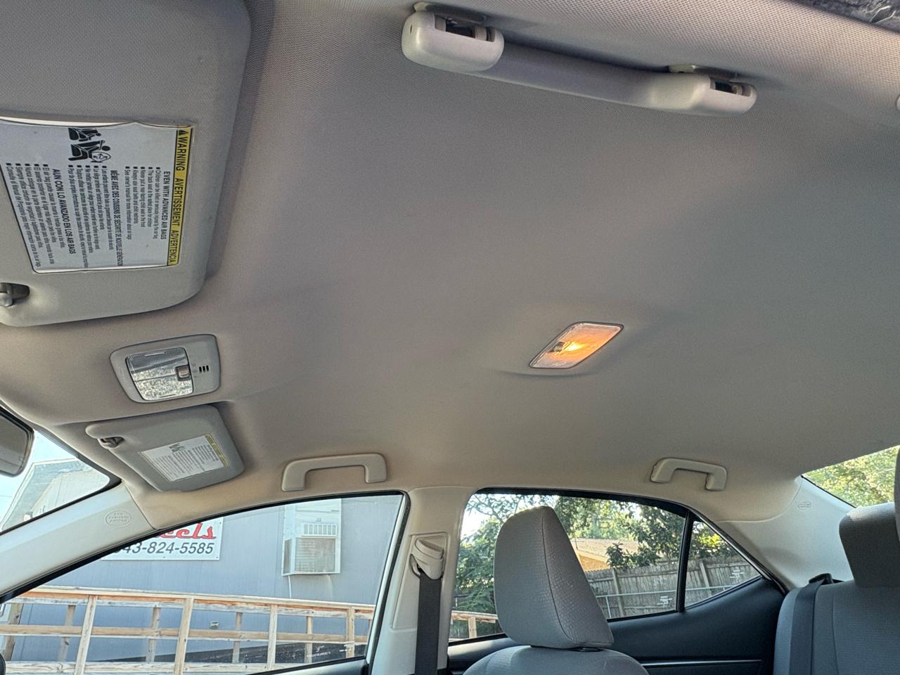 Toyota Corolla 4dr Sdn Auto L (Natl) 2015