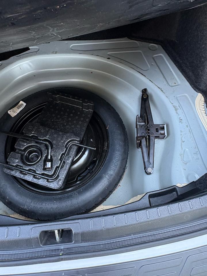 Toyota Corolla 4dr Sdn Auto L (Natl) 2015