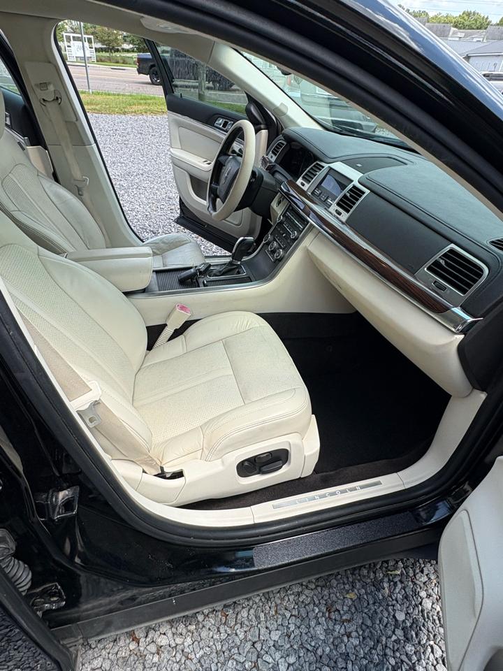 Lincoln MKS 3.7L FWD 2012