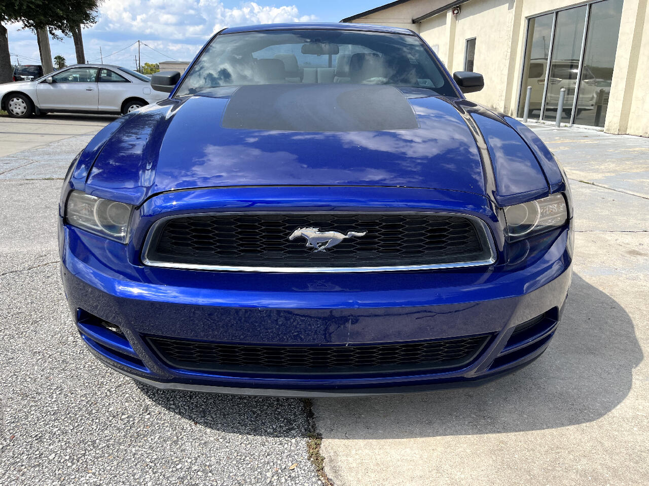 2013 Ford Mustang 2dr Cpe V6 2
