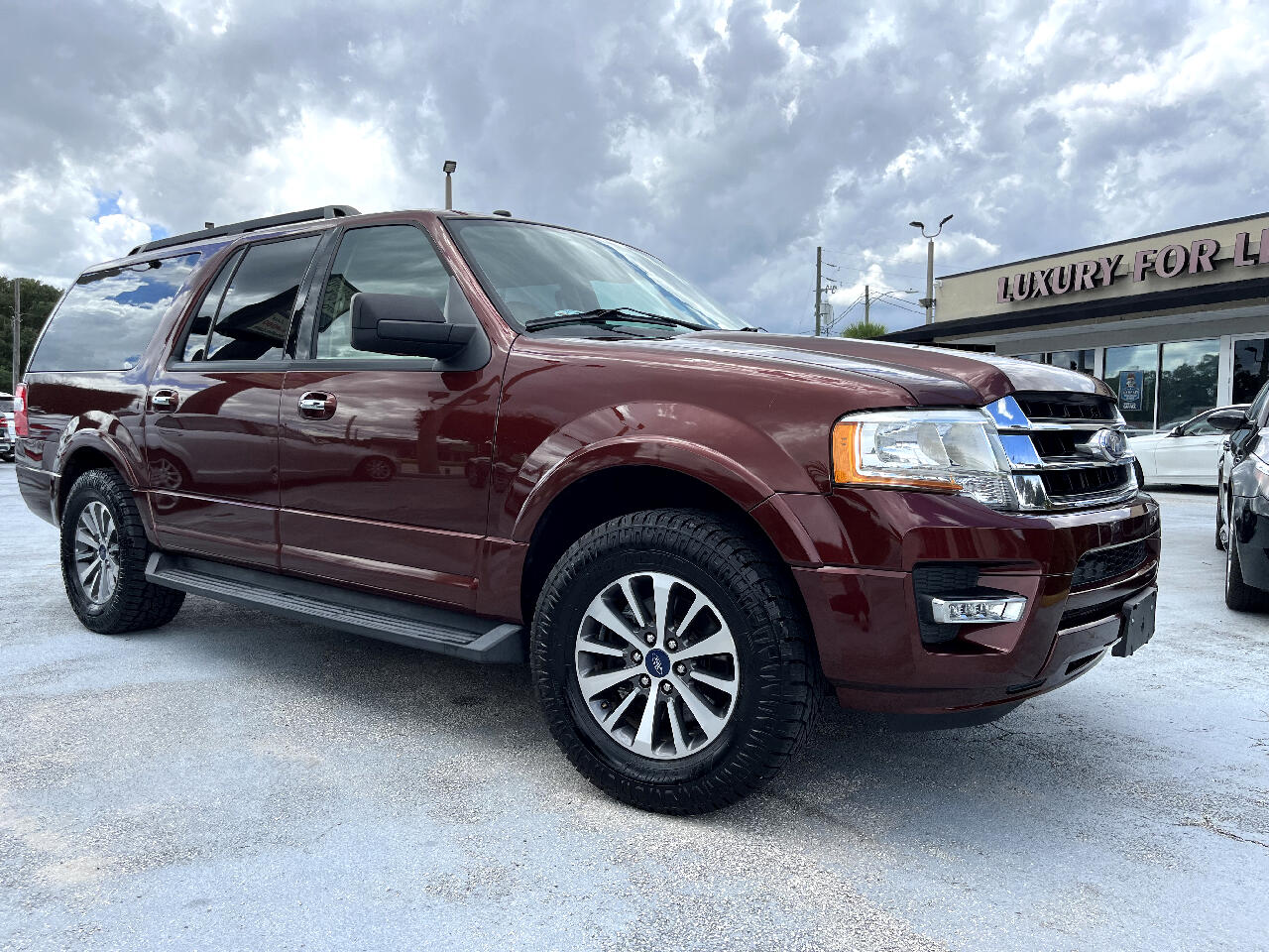 Ford Expedition EL XLT 4x2 2017