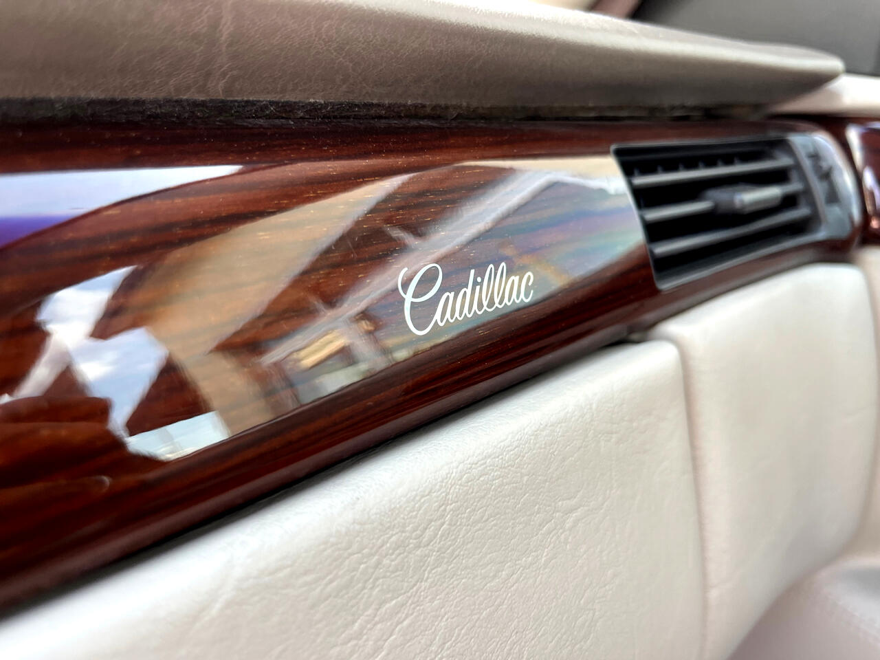 1996 Cadillac Eldorado 2dr Touring Cpe 30