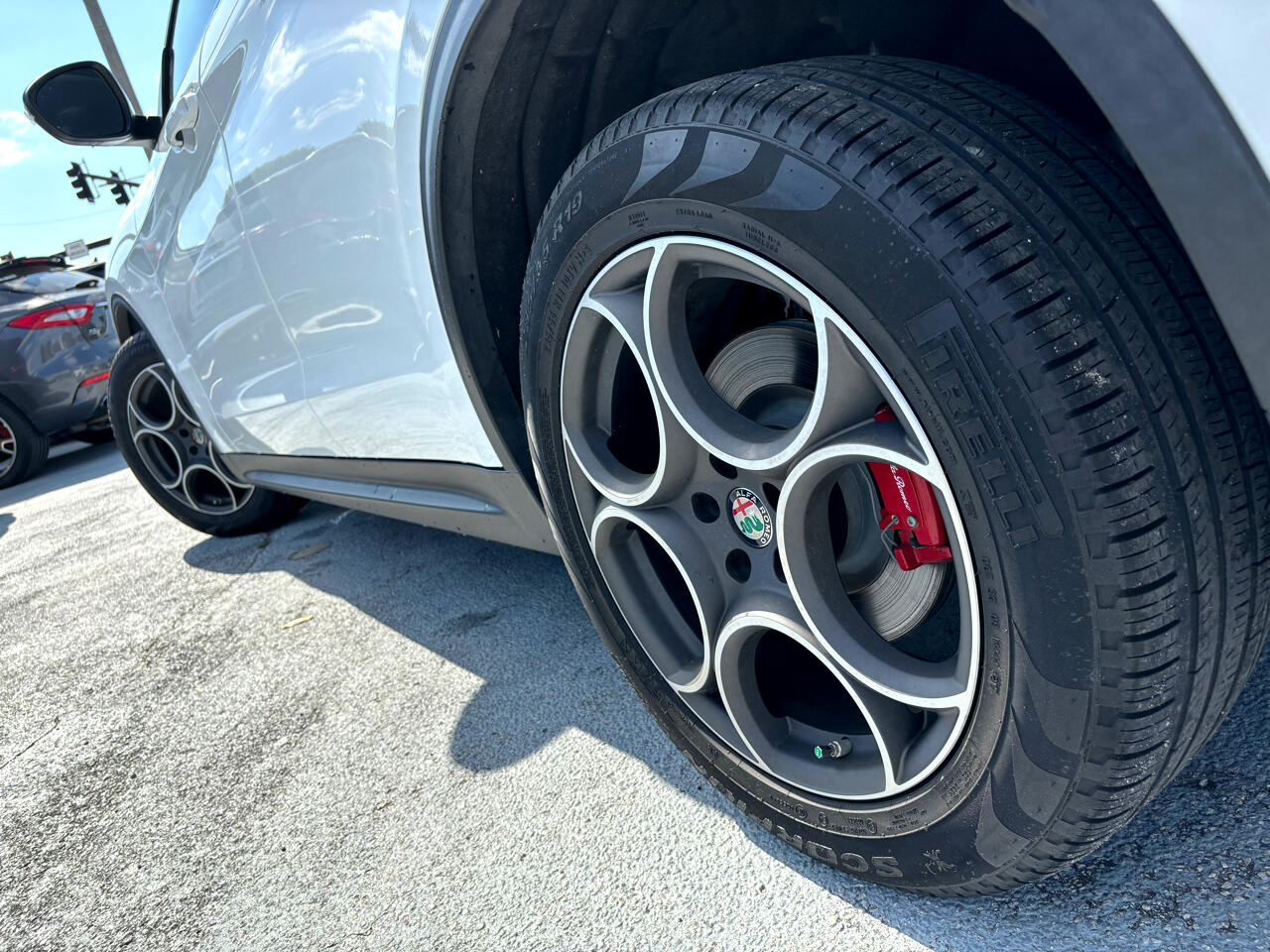 2019 Alfa Romeo Stelvio Sport AWD 14