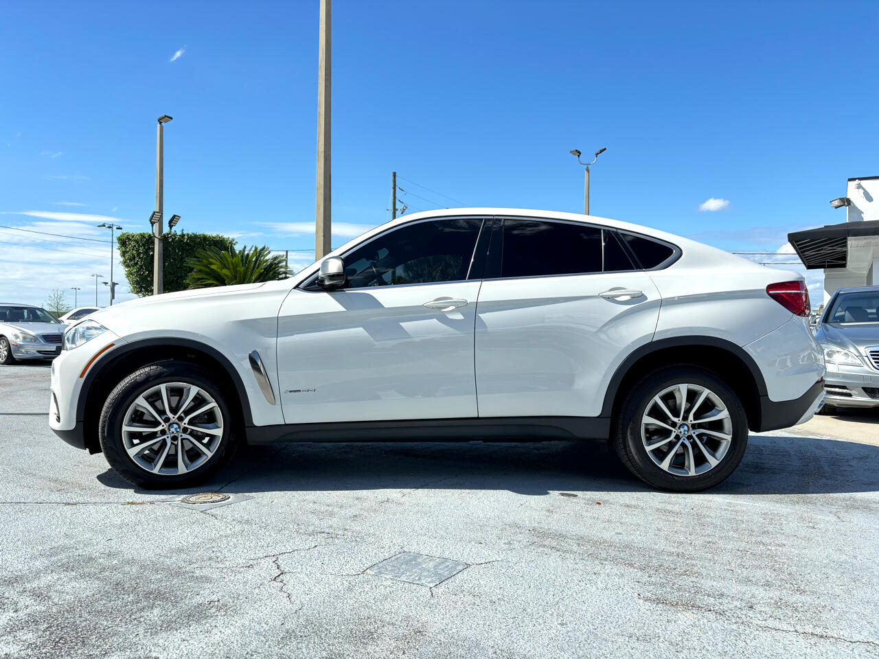 2018 BMW X6 xDrive35i Sports Activity Coupe 4
