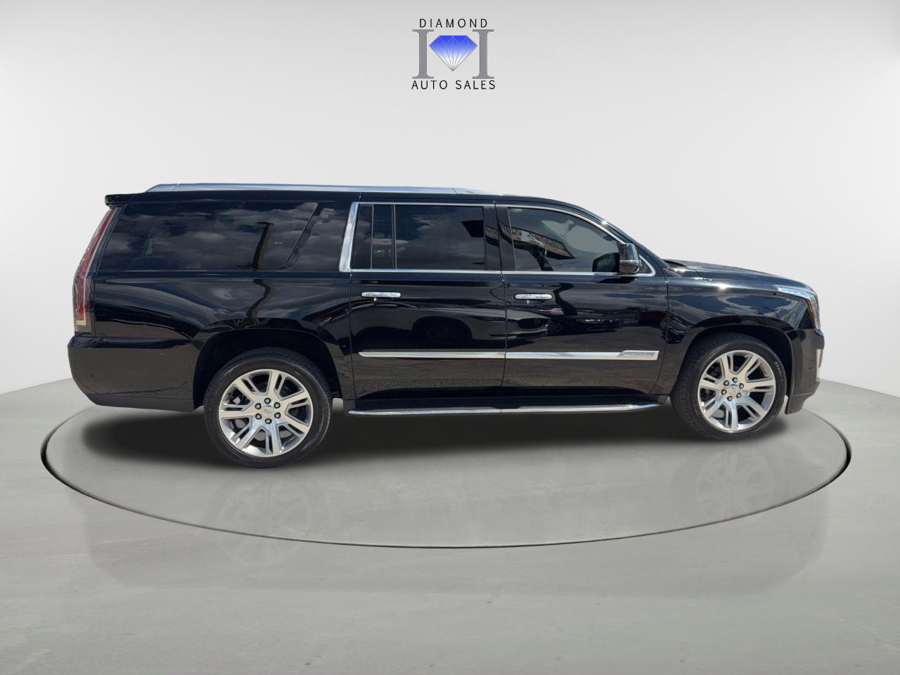Cadillac Escalade ESV 4WD 4dr Luxury 2017