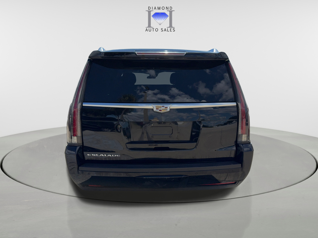 Cadillac Escalade ESV 4WD 4dr Luxury 2017