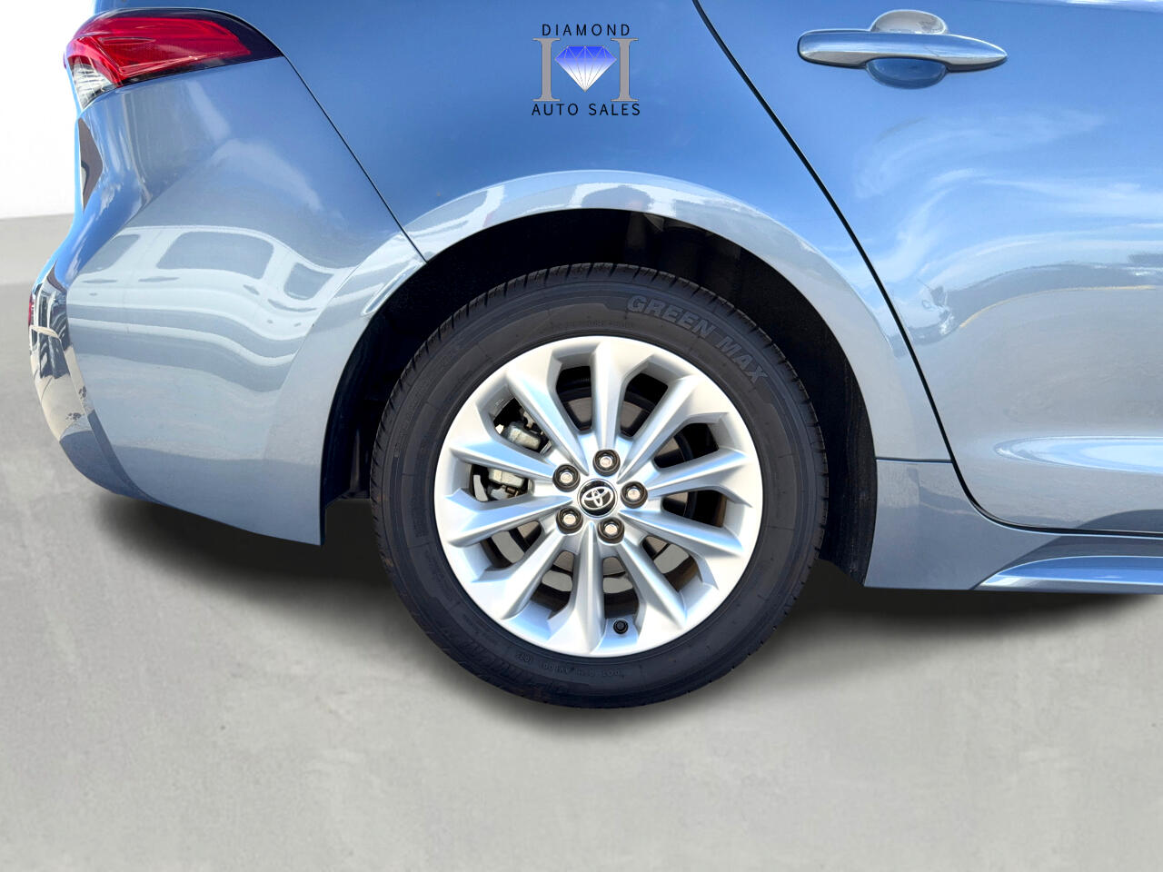 Toyota Corolla XLE CVT 2022