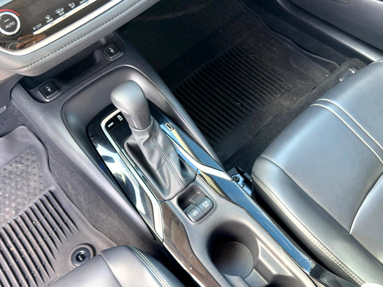 Toyota Corolla XLE CVT 2022