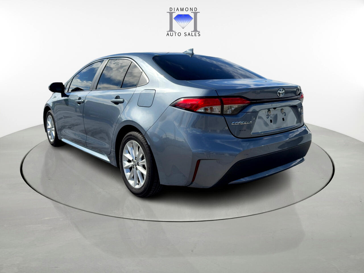 Toyota Corolla XLE CVT 2022