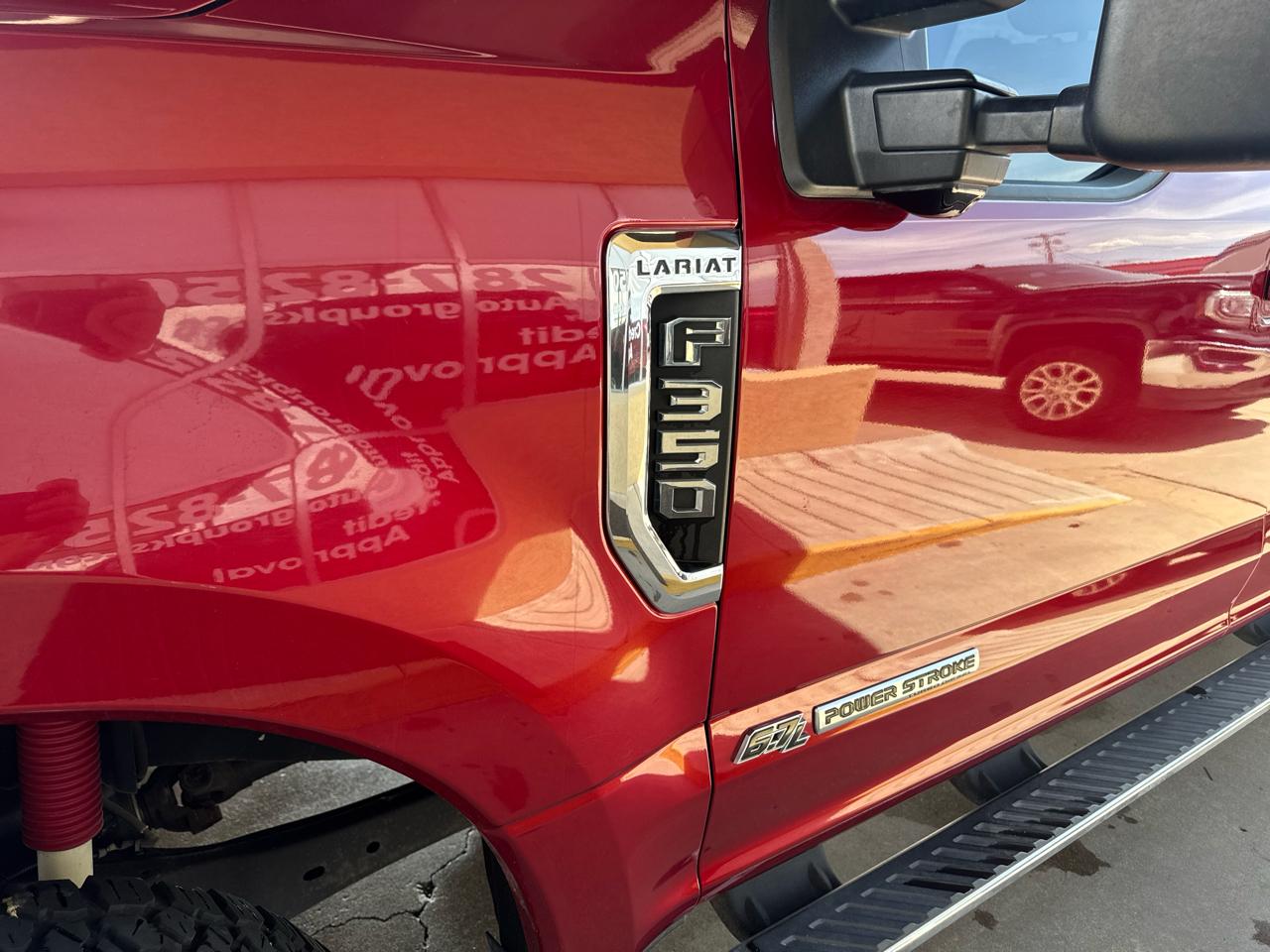 Ford 1 Ton Trucks Crew Cab Styleside 168" WB 4WD 2017
