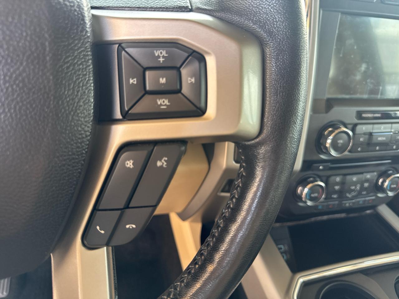 Ford 1 Ton Trucks Crew Cab Styleside 168" WB 4WD 2017