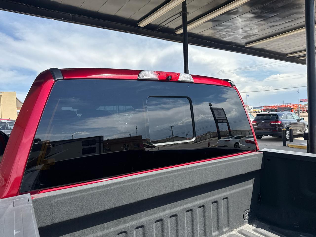 Ford 1 Ton Trucks Crew Cab Styleside 168" WB 4WD 2017